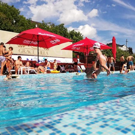 Grace Villa Codru Екстер'єр фото
