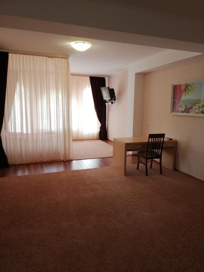 Grace Villa Codru Екстер'єр фото